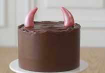 魔鬼蛋糕做法视频(魔方蛋糕图片大全)