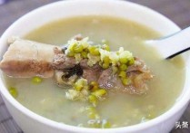 排骨绿豆汤的做法(排骨绿豆汤的功效与作用)